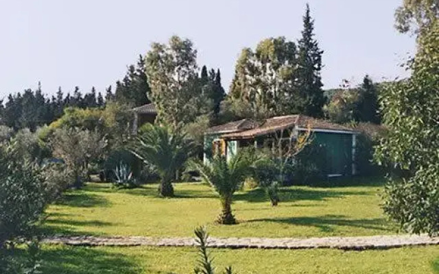 Arginousa Holiday Houses