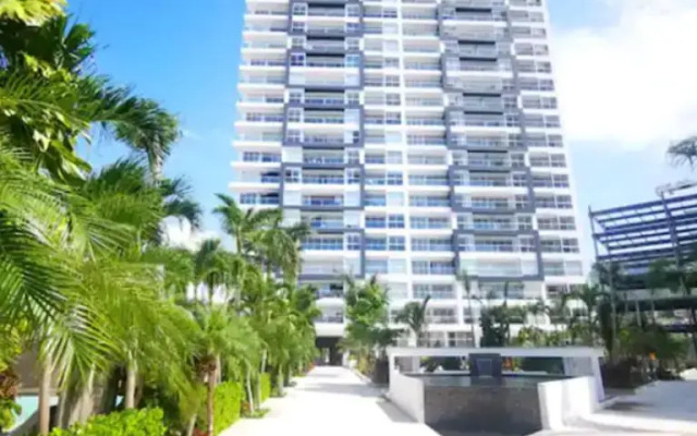 Apartamento con Piscina Frente al Mar en Acapulco