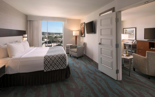 Crowne Plaza Ventura Beach by IHG