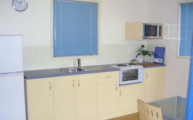 Waters Edge Holiday Park