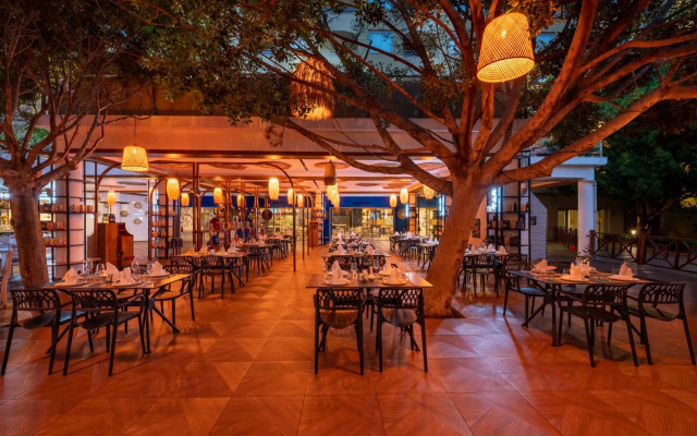 Selectum Family Resort Side