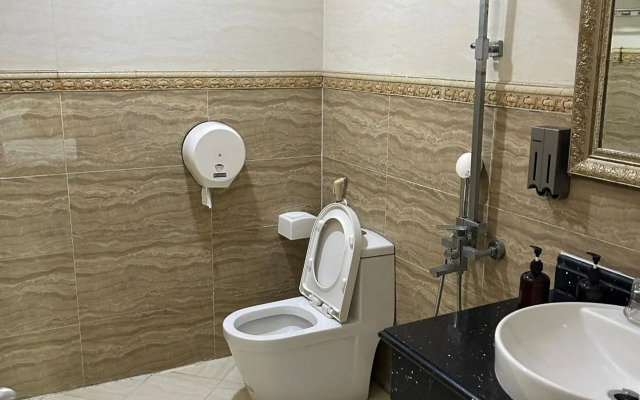 HÙNG MIAMI HOTEl - 3 SAO