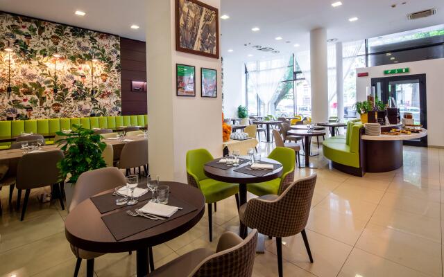 Holiday Inn Turin Corso Francia by IHG