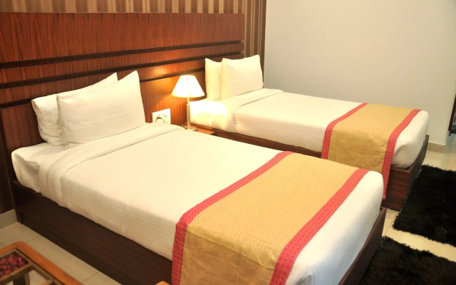 Hotel SGT Plaza