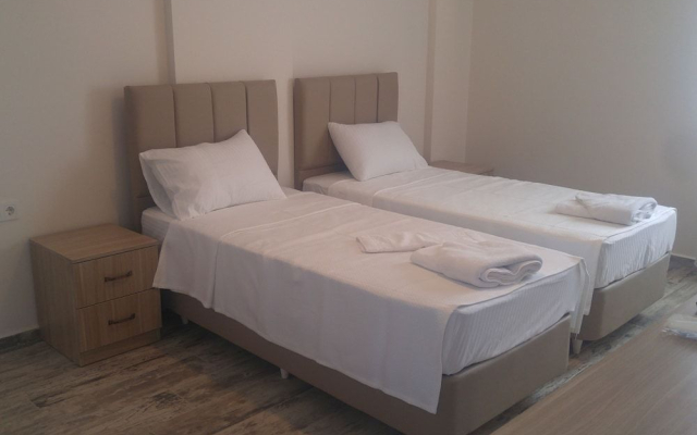 Deniz Otel