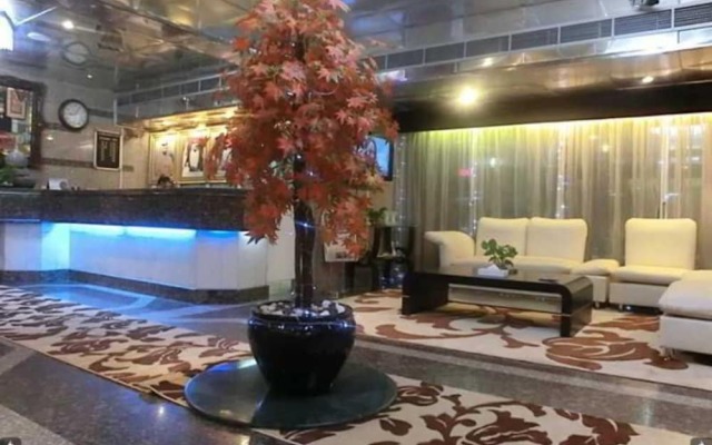 Al Muraqabat Plaza Hotel Apartments