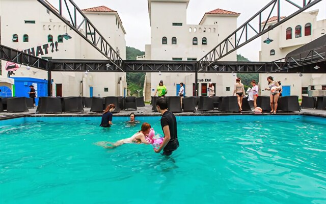 Chuncheon Bling Bling Pension