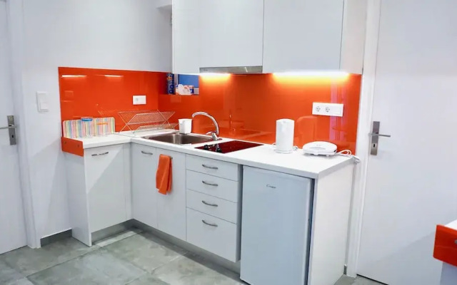 Lovely-Bright Apt - Hilton Hotel Area