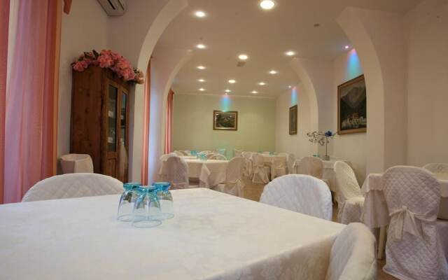 Hotel Ristorante Grappolo D'Oro