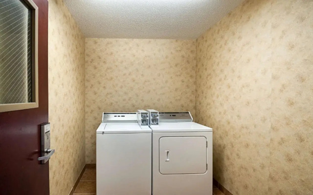 Comfort Inn & Suites Cambridge