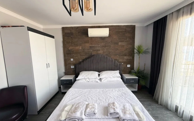 Stone House Foca Butik Otel