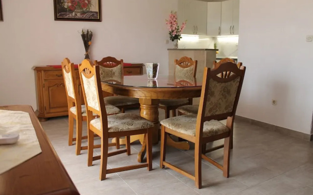 Apartments Tomic