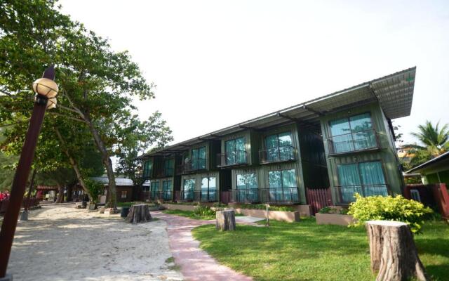 Delta Chenang Resort