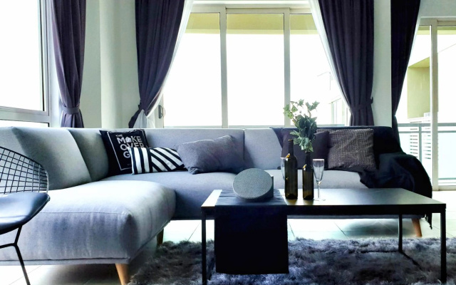 Santubong Suites A Just Like Home Damai – Guest Rooms – Kuching