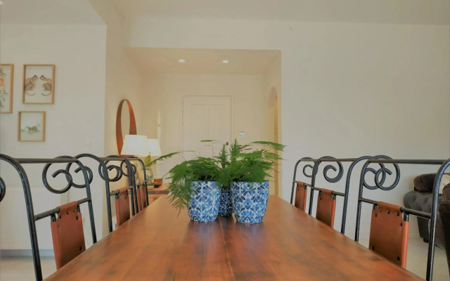 Luxury Garden Apartment Glyfada