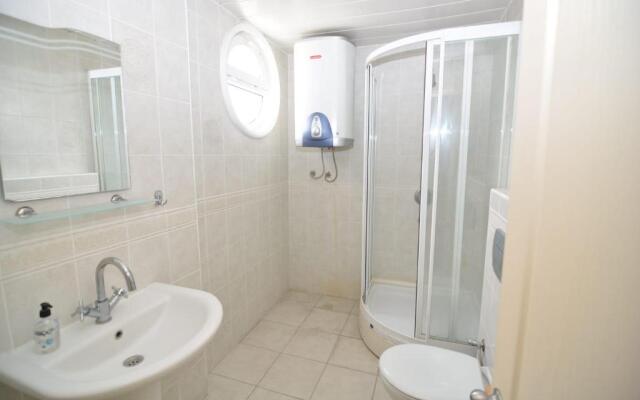 Bella Villa 6