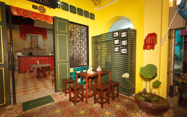 Phuket Old Town Hostel