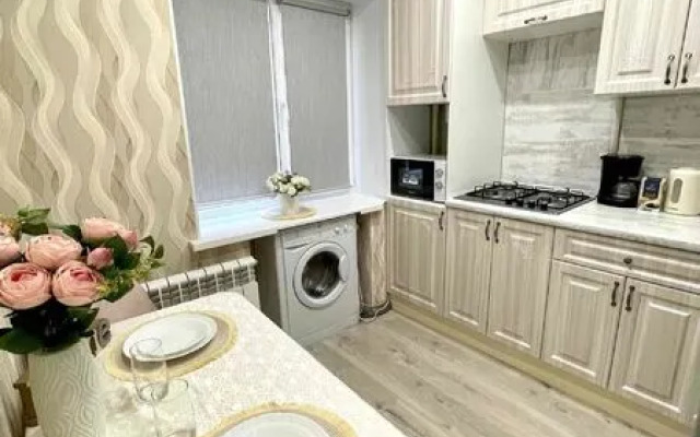 Апартаменты Кварт-Отель на ул. Введенская, 120