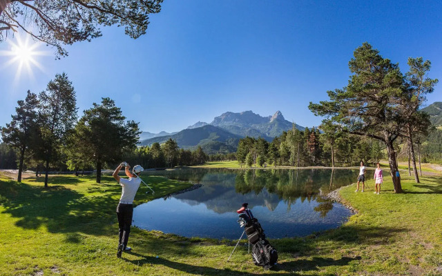 SOWELL Family Les Bergers