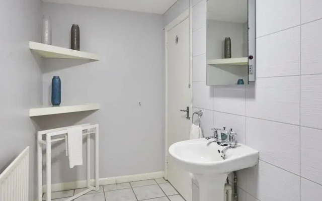 Host Stay Dodds Lane