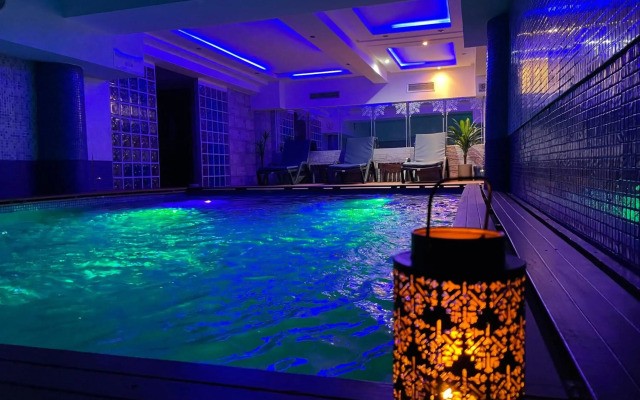 Silver Suites Hotel & Spa