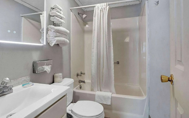 Days Inn by Wyndham Liverpool/Syracuse