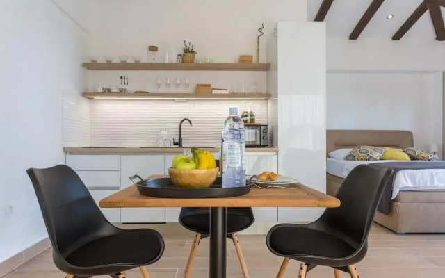 Apartments Banje Beach