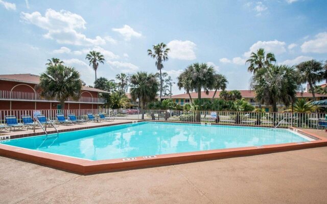 Quality Inn & Suites Eastgate