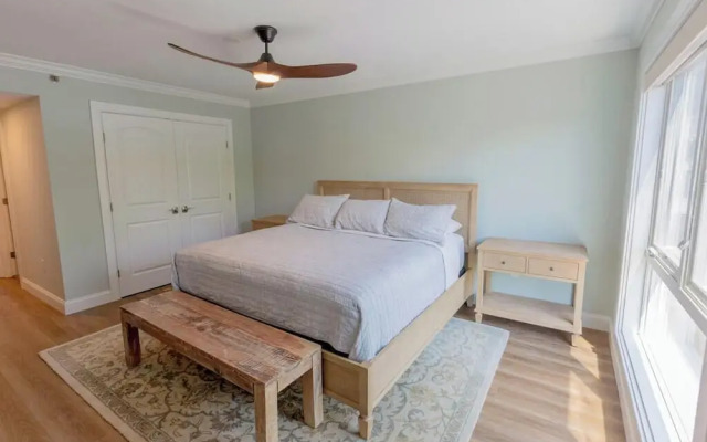 Wilmington Avenue 50 #102