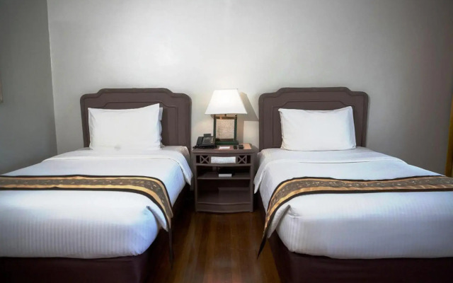 Waterfront Insular Hotel Davao