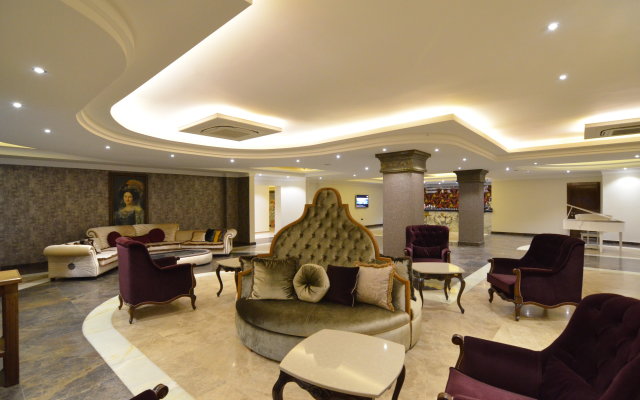 Azka Hotel