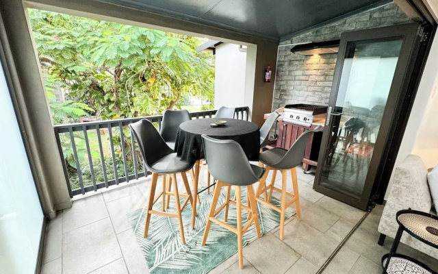 Luxury Apartment St Lucia 43 On the Bridge