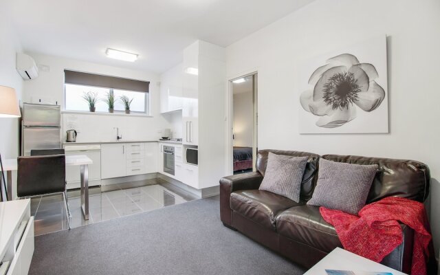 Adelaide DressCircle Apartments - Sussex Street
