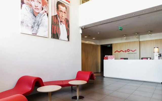 Moov Hotel Porto Centro