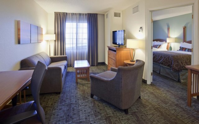 Candlewood Suites Eagan Arpt South - Mall Area, an IHG Hotel