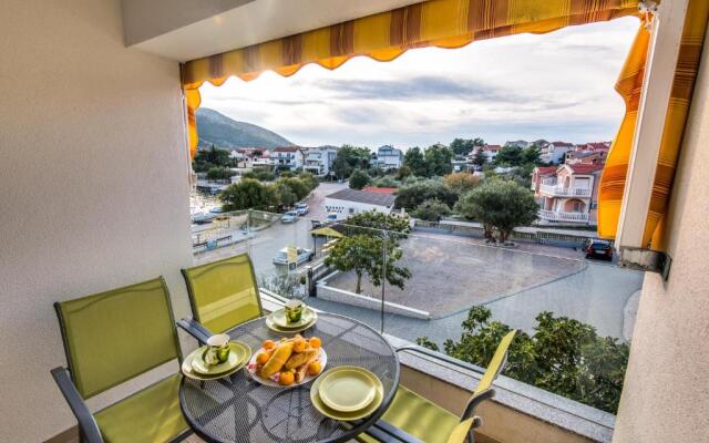 Apartments Holidays Roko
