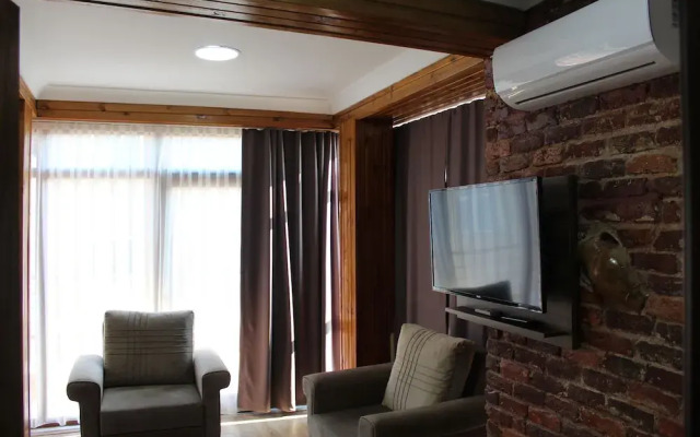 Han Suite Hotel