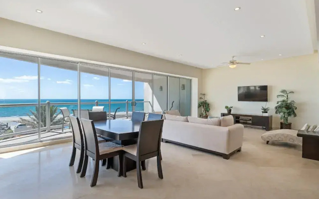 Luna Blanca 0403 by Kivoya