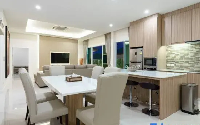 Luxury Pool Villa A18/3BR/8 Persons/BBQ