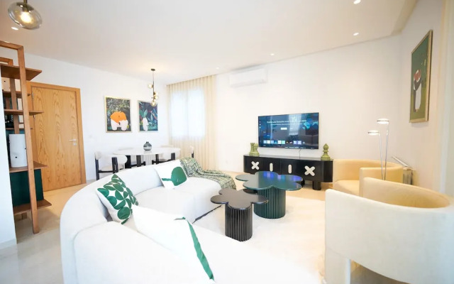 Villa Apollon Seaside and Luxurious