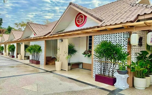 Bb House & Resort By Zuzu