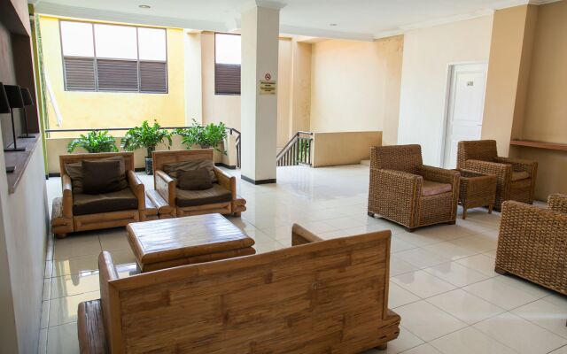 RedDoorz near Gubeng Station