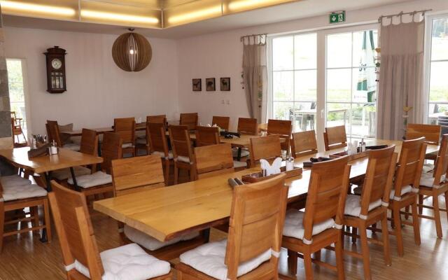 stuub jostal