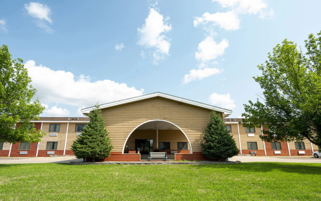Asteria Inn and Suites