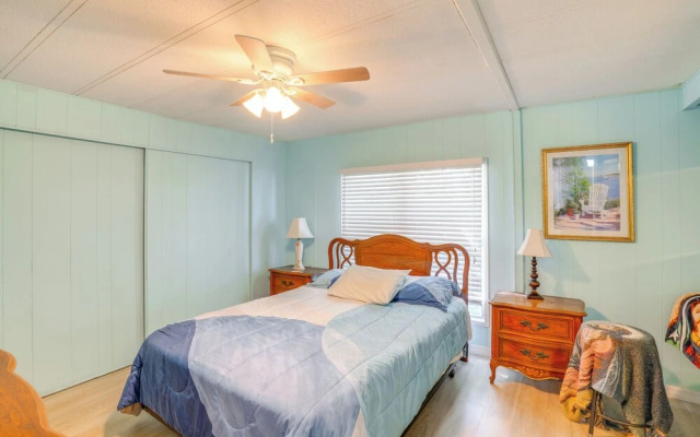 Boat & Fish: Canal-front Home on River