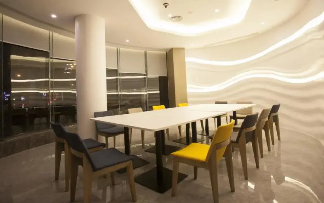 Holiday Inn Express Xiamen City Center