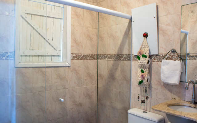 Longboard Paradise Suites