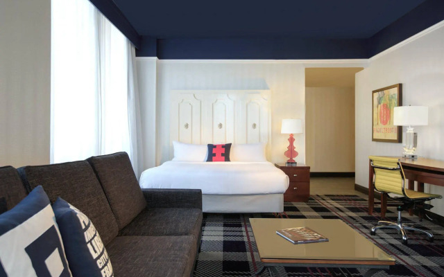 Notary hotel