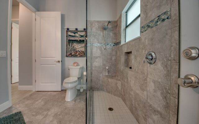 Villa Lake Kennedy - Roelens Vacations