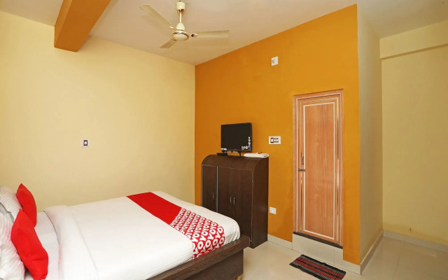 OYO 16821 Hotel Senapati Palace
